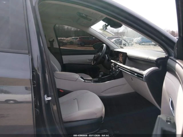 Hyundai Tucson SE AWD| ALLOYS| LEATHER| BACKUPCAMERA| HEATEDSEATS | Mobile.bg � ����������� 5