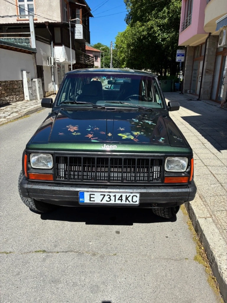 Jeep Cherokee, снимка 9 - Автомобили и джипове - 54713094