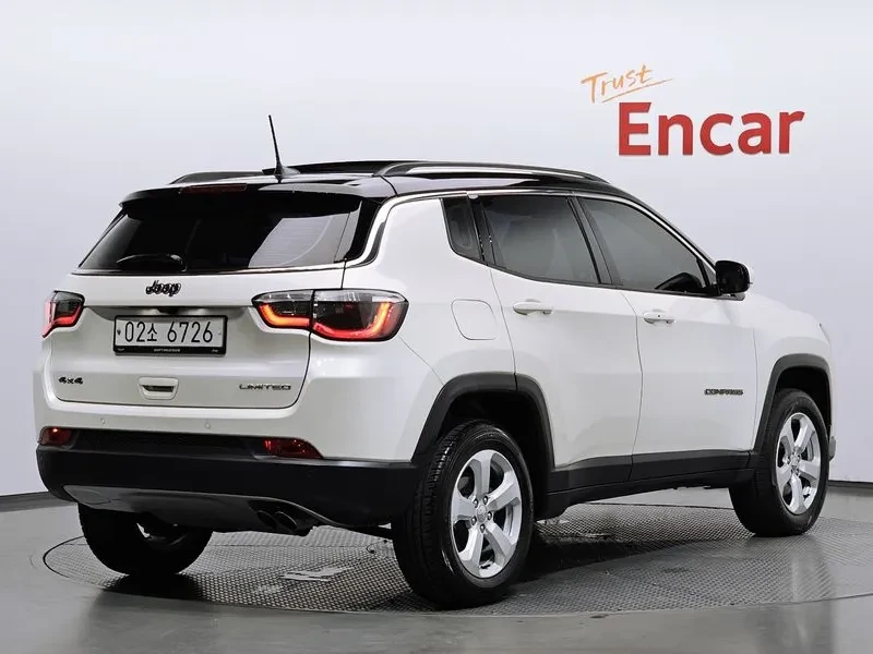 Jeep Compass 2.4 Limited Awd, снимка 2 - Автомобили и джипове - 55949796