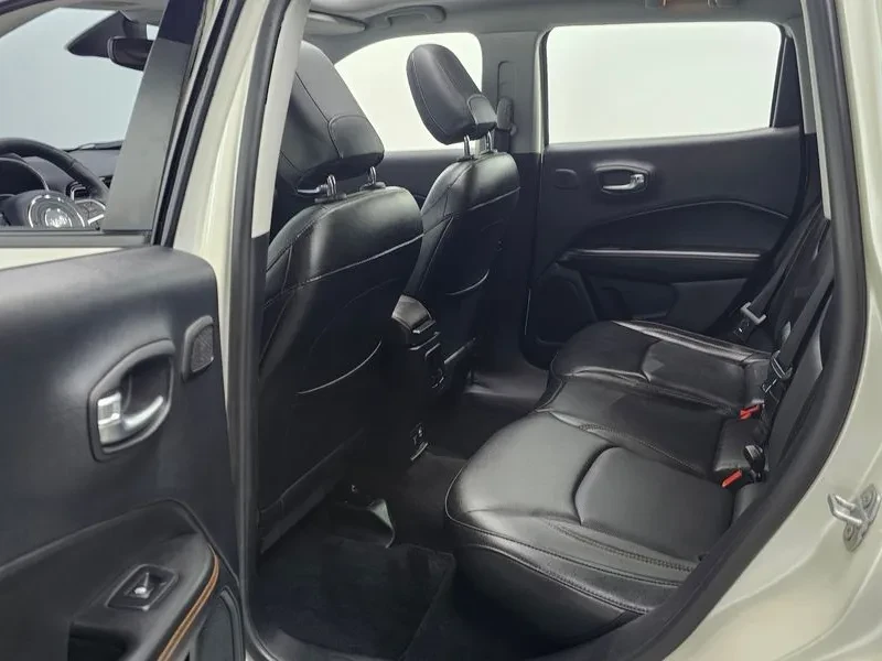 Jeep Compass 2.4 Limited Awd, снимка 12 - Автомобили и джипове - 55949796