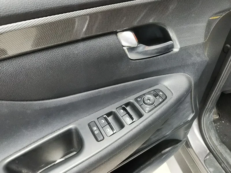 Hyundai Santa fe Diesel 2.0 2Wd Exclusive Special, снимка 16 - Автомобили и джипове - 56287993