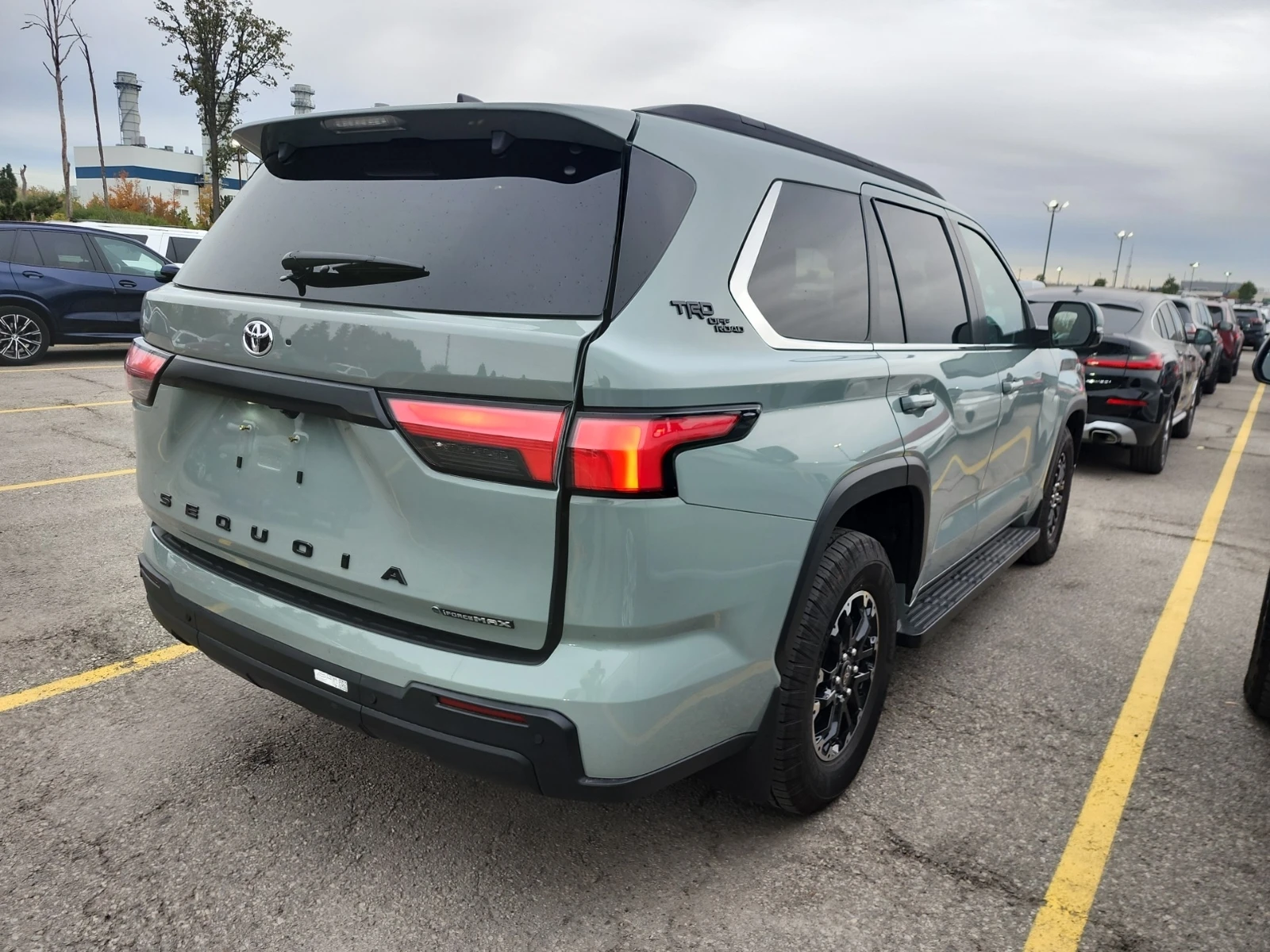 Toyota Sequoia * CARFAX * БЕЗ ПЪРВОНАЧАЛНА ВНОСКА - изображение 4