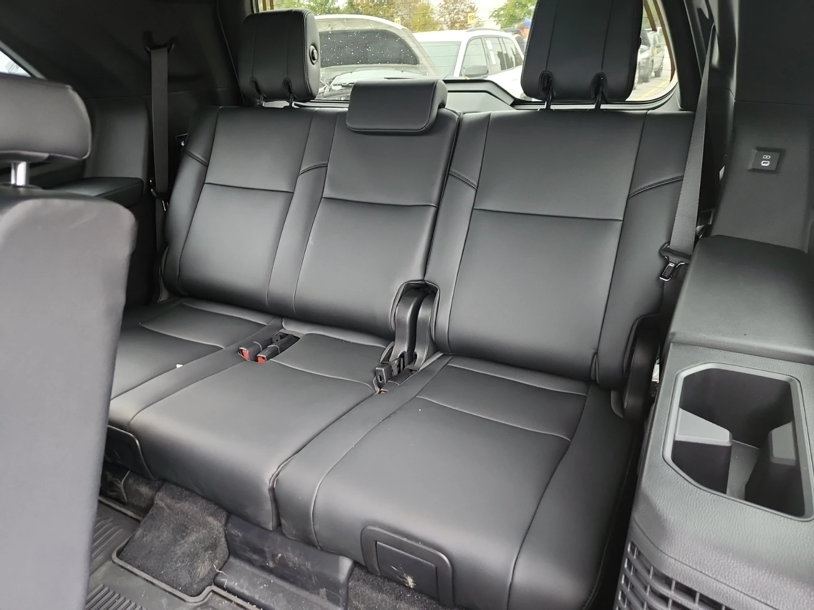 Toyota Sequoia * CARFAX * БЕЗ ПЪРВОНАЧАЛНА ВНОСКА - изображение 7