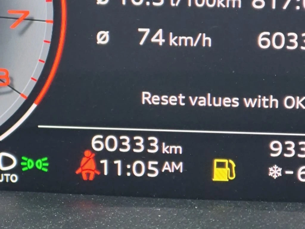 Audi Q8 55tfsi * S-Line * Matrix * Без инциденти * CARFAX - изображение 7