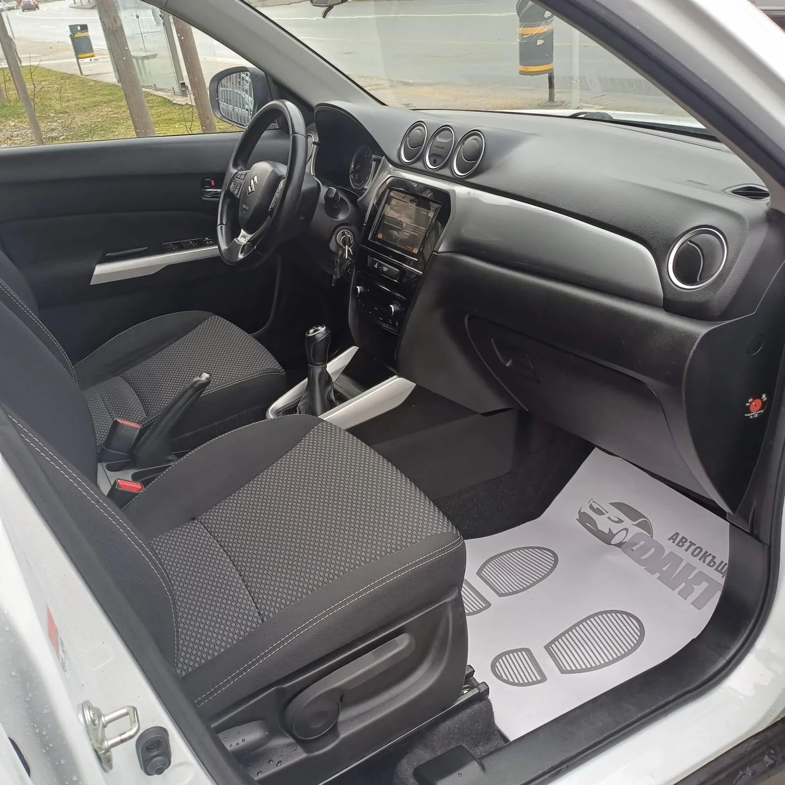 Suzuki Vitara 1.6i/EURO.6B/NAVI | Mobile.bg � ����������� 13