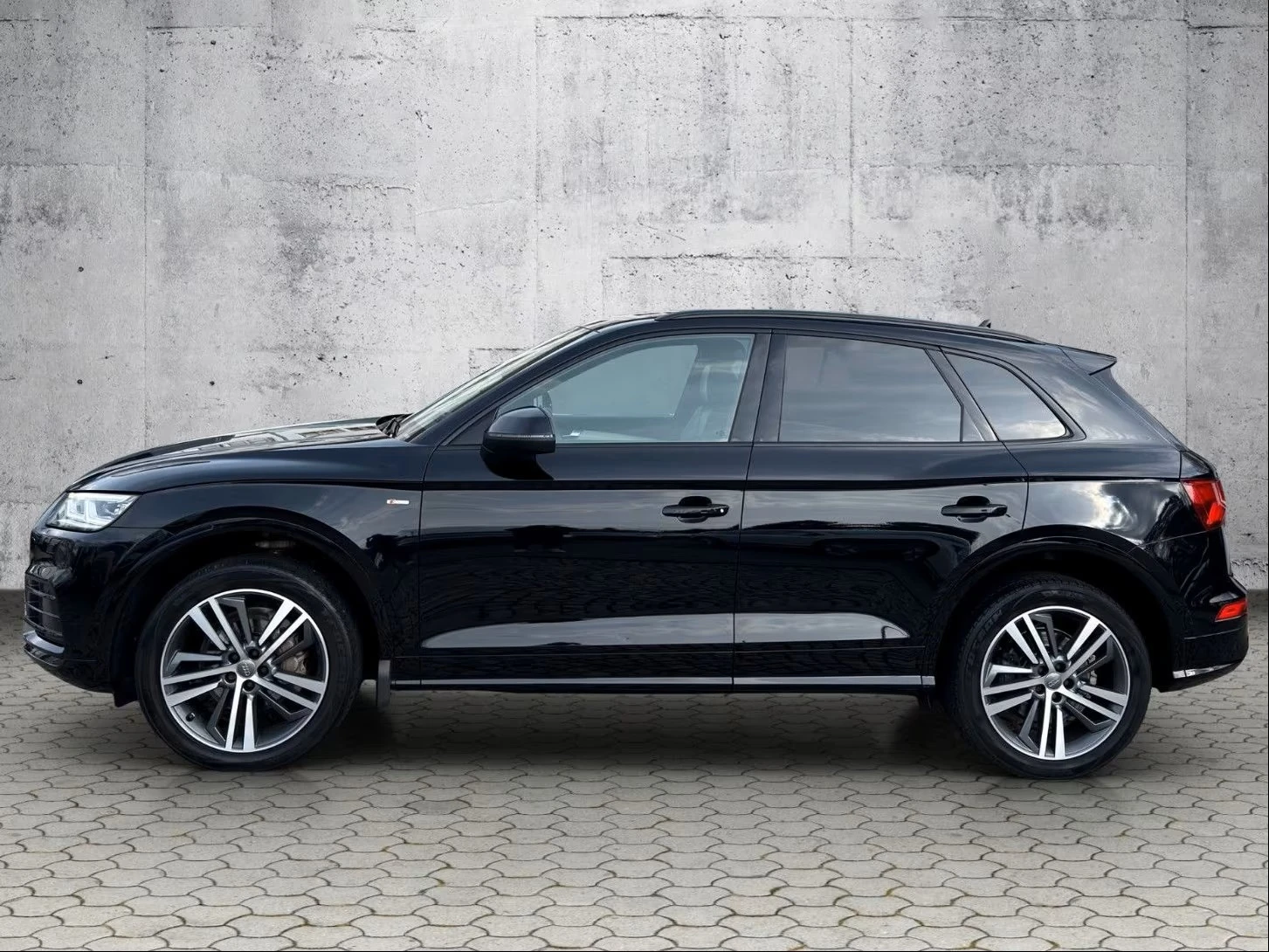 Audi Q5 3.0 2.0, снимка 3 - Автомобили и джипове - 53924514