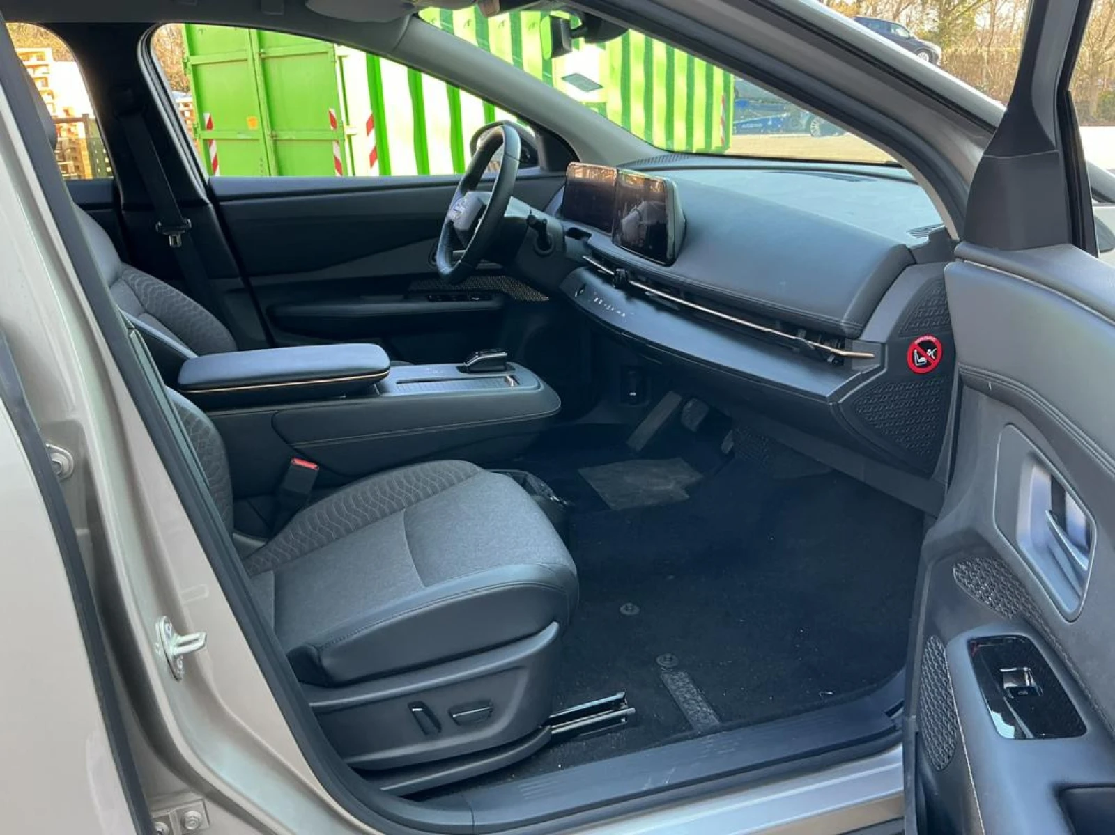 Nissan Ariya Advance, снимка 12 - Автомобили и джипове - 54056224