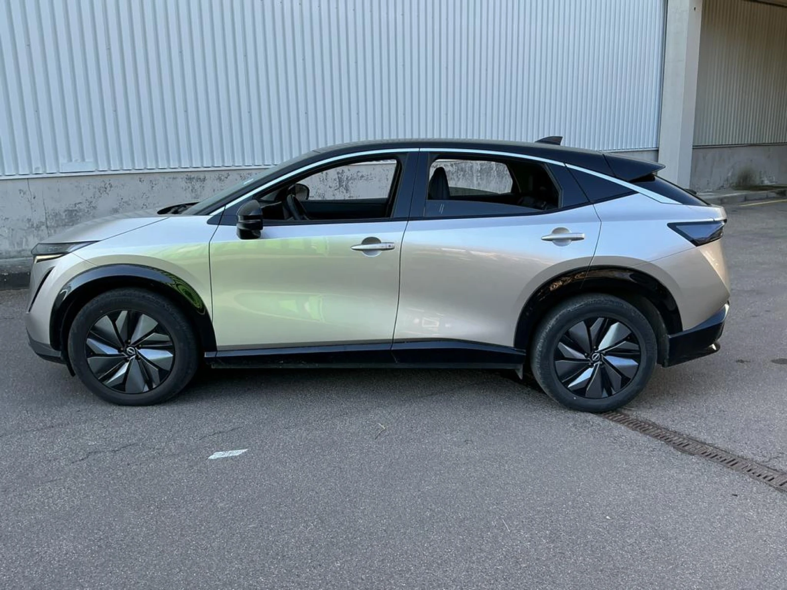 Nissan Ariya Advance, снимка 5 - Автомобили и джипове - 54056224