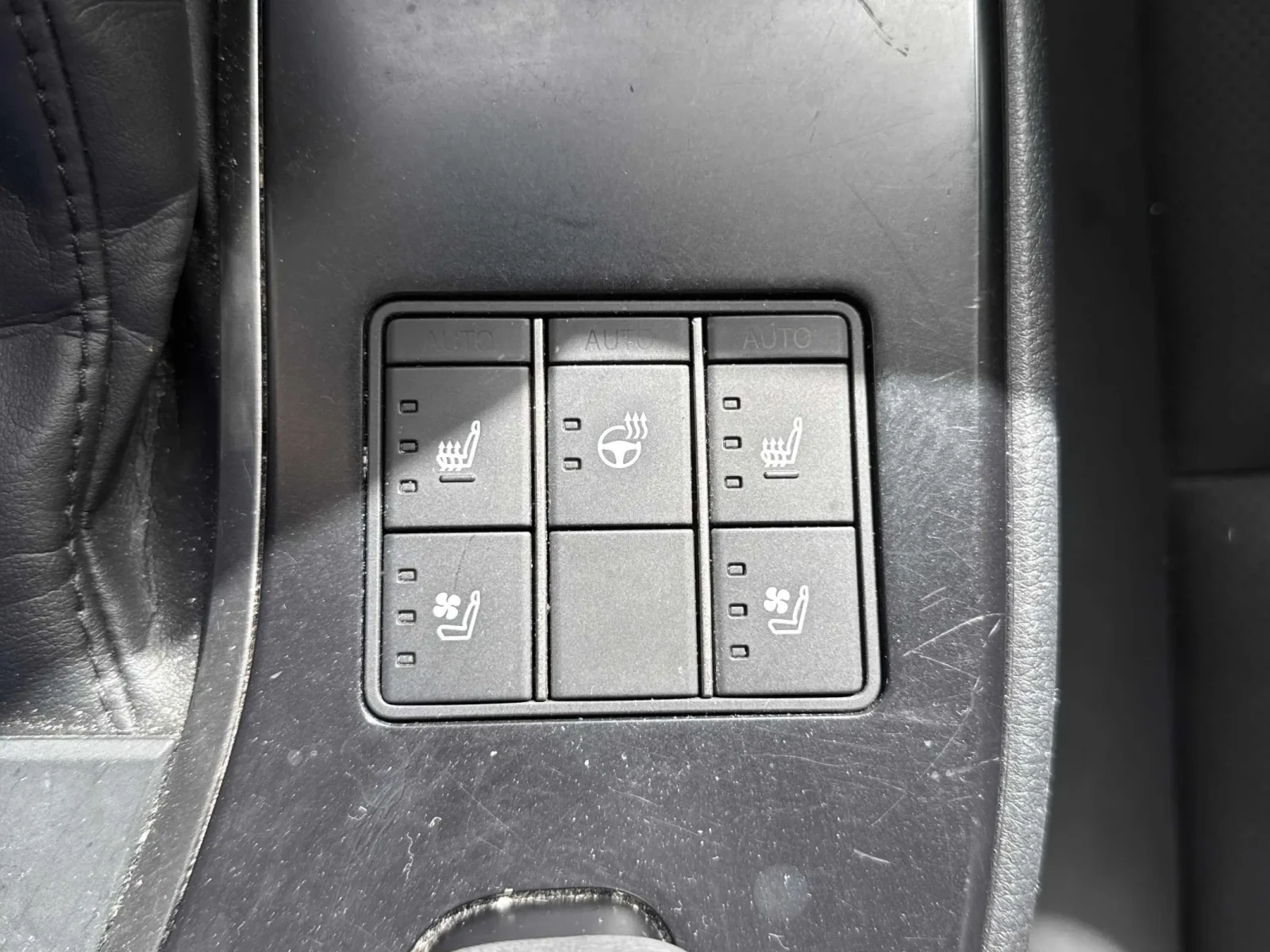 Lexus UX 250h Мъртва точка * * CARFAX * * АВТО КРЕДИТ * * , снимка 11 - Автомобили и джипове - 54138945