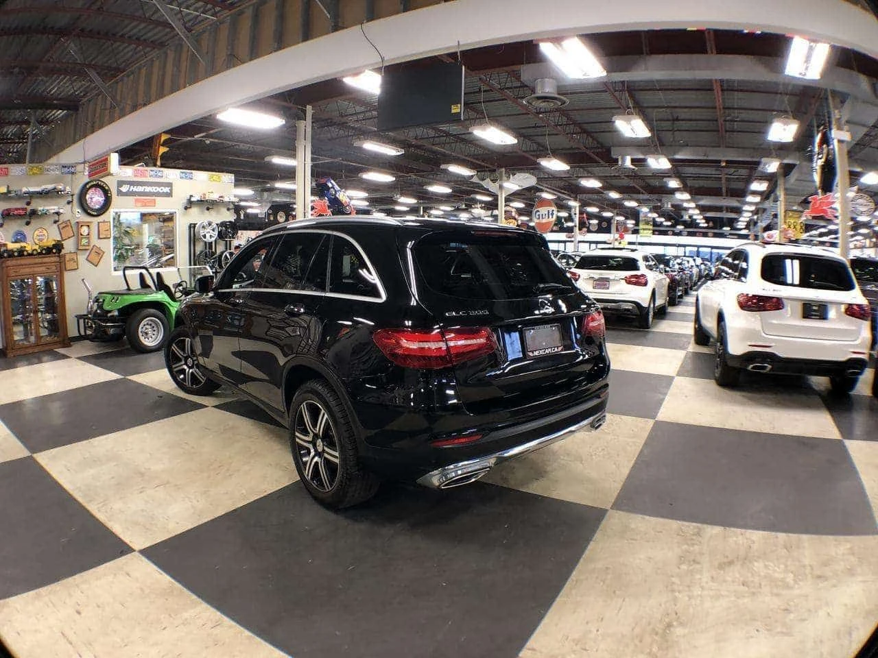 Mercedes-Benz GLC 300 4MATIC LEATHER PANO/ROOF NAVI B/SPOT CAMERA, снимка 5 - Автомобили и джипове - 54345037