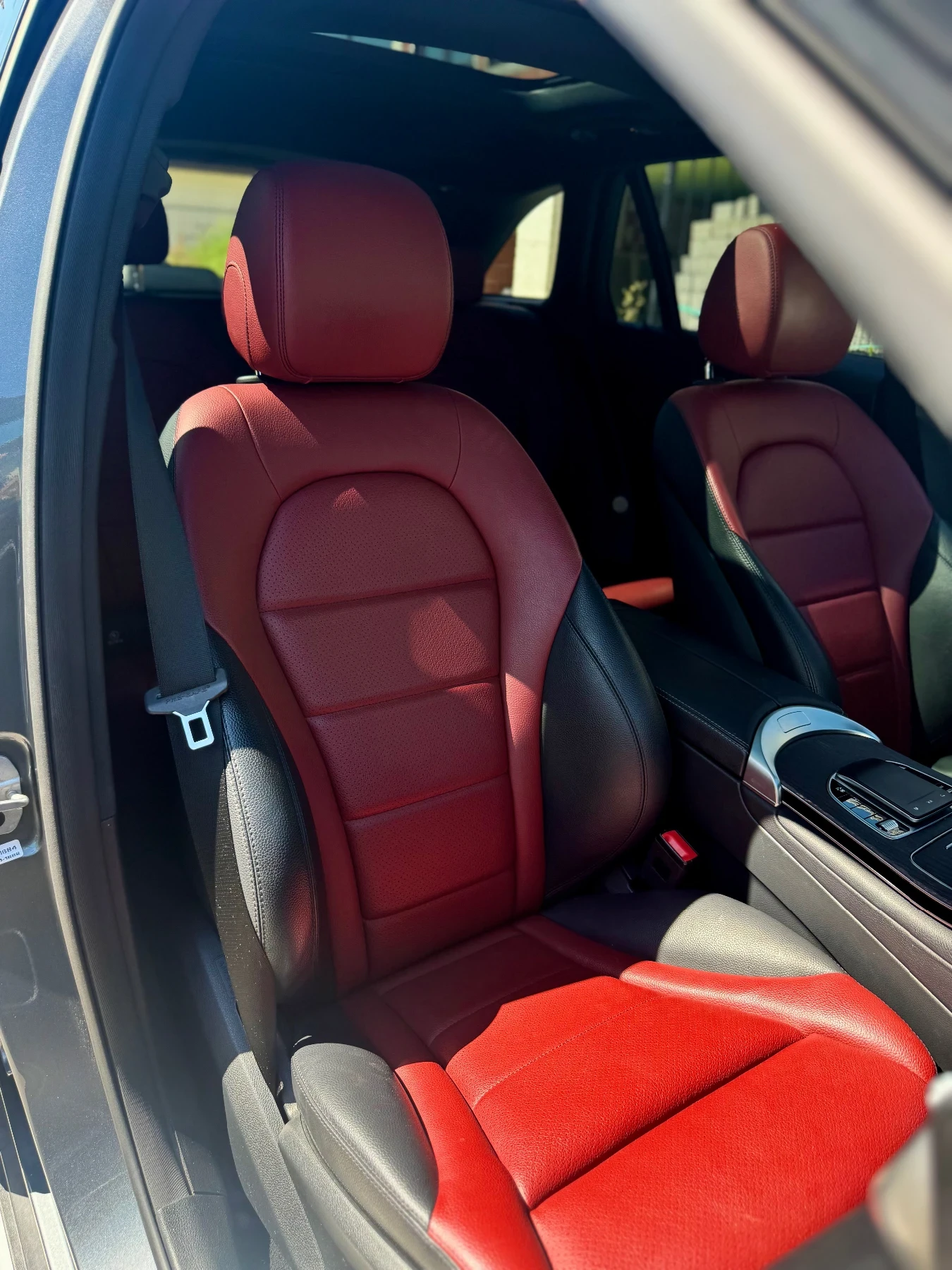 Mercedes-Benz GLC 300, снимка 8 - Автомобили и джипове - 54571660