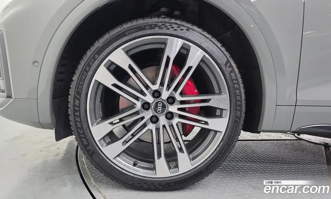 Audi SQ5 3.0 TFSI, снимка 13 - Автомобили и джипове - 54653688