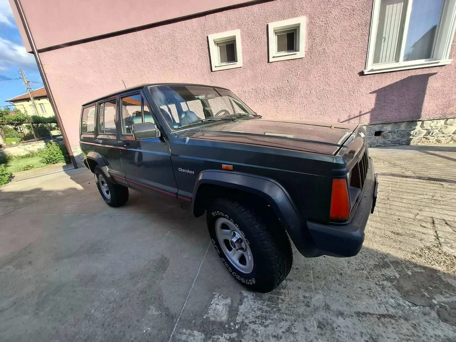 Jeep Cherokee, снимка 5 - Автомобили и джипове - 54713094