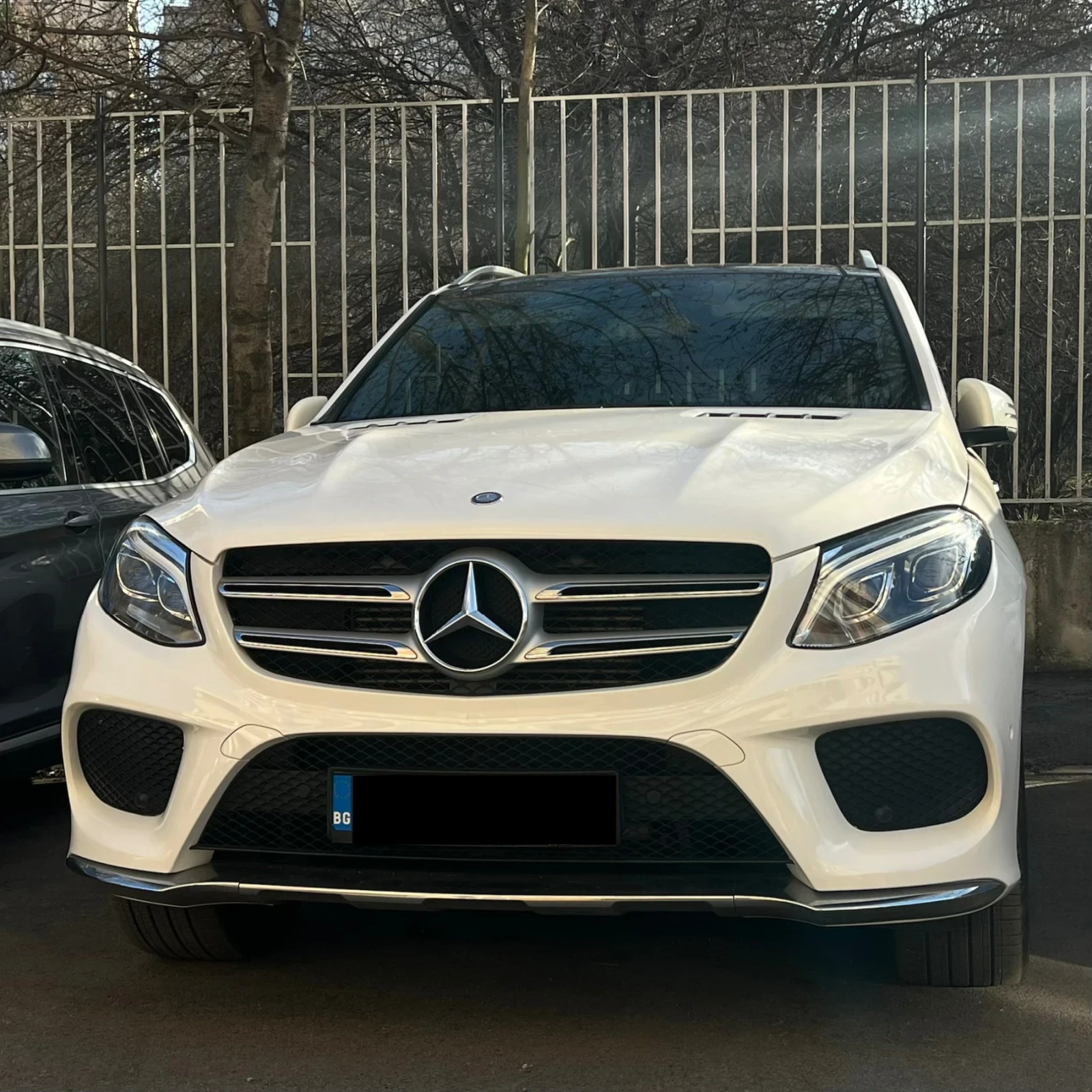Mercedes-Benz GLE 350 AMG - 4matic - ОБДУХВАНЕ - PANO - 9G - Обслужена 