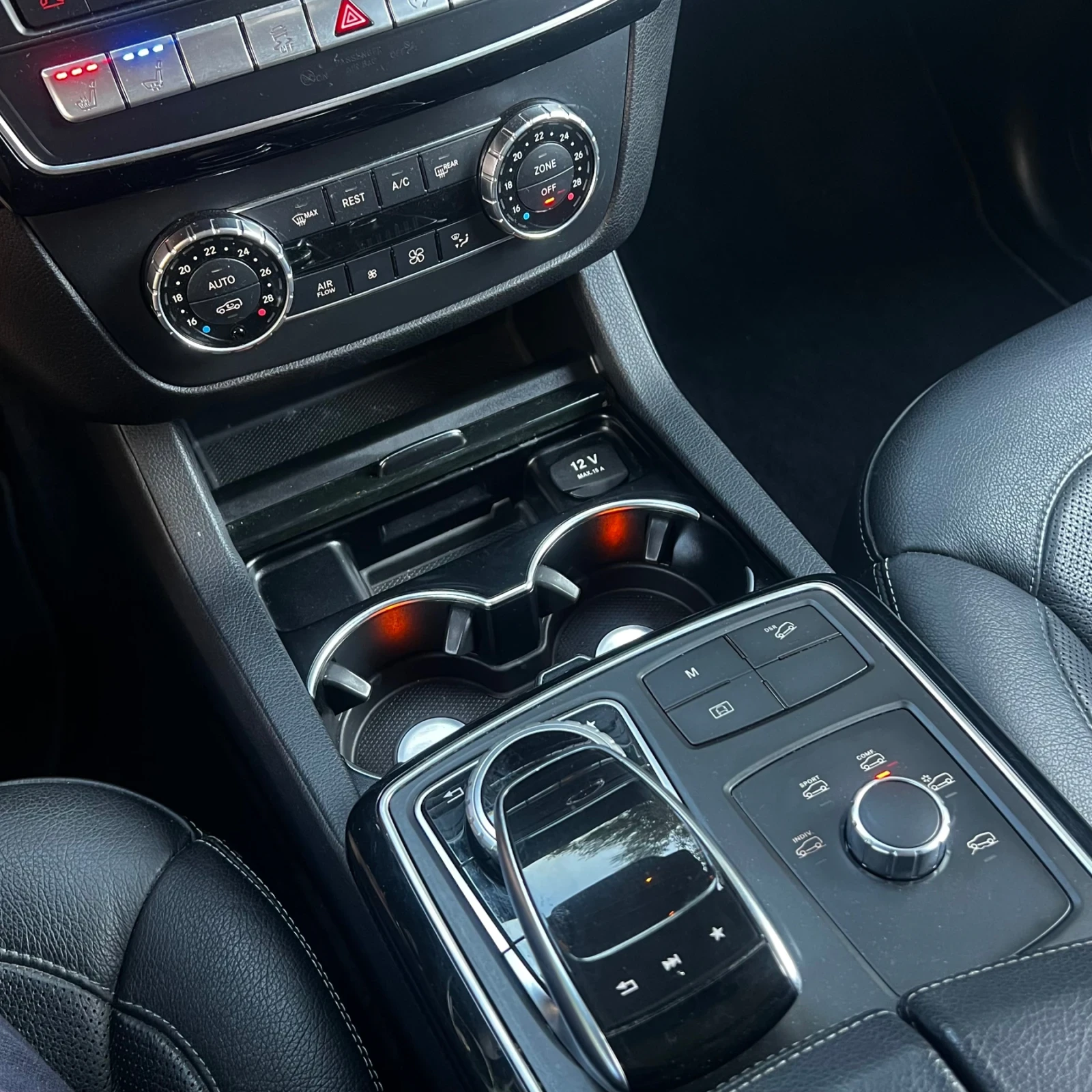 Mercedes-Benz GLE 350 AMG PACK - 4matic - PANO - Обдухване - ПОДАРЪК !, снимка 11 - Автомобили и джипове - 54783252