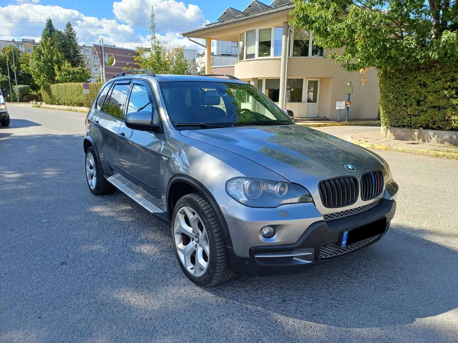 BMW X5 3.0d xDrive Sportpaket, снимка 3 - Автомобили и джипове - 56104920