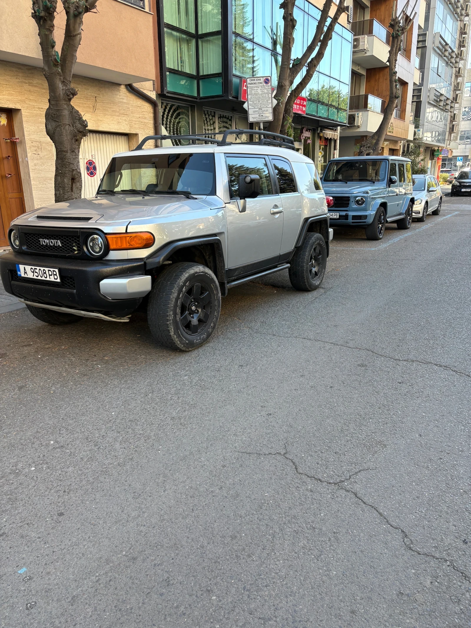 Toyota Fj cruiser, снимка 8 - Автомобили и джипове - 56195783