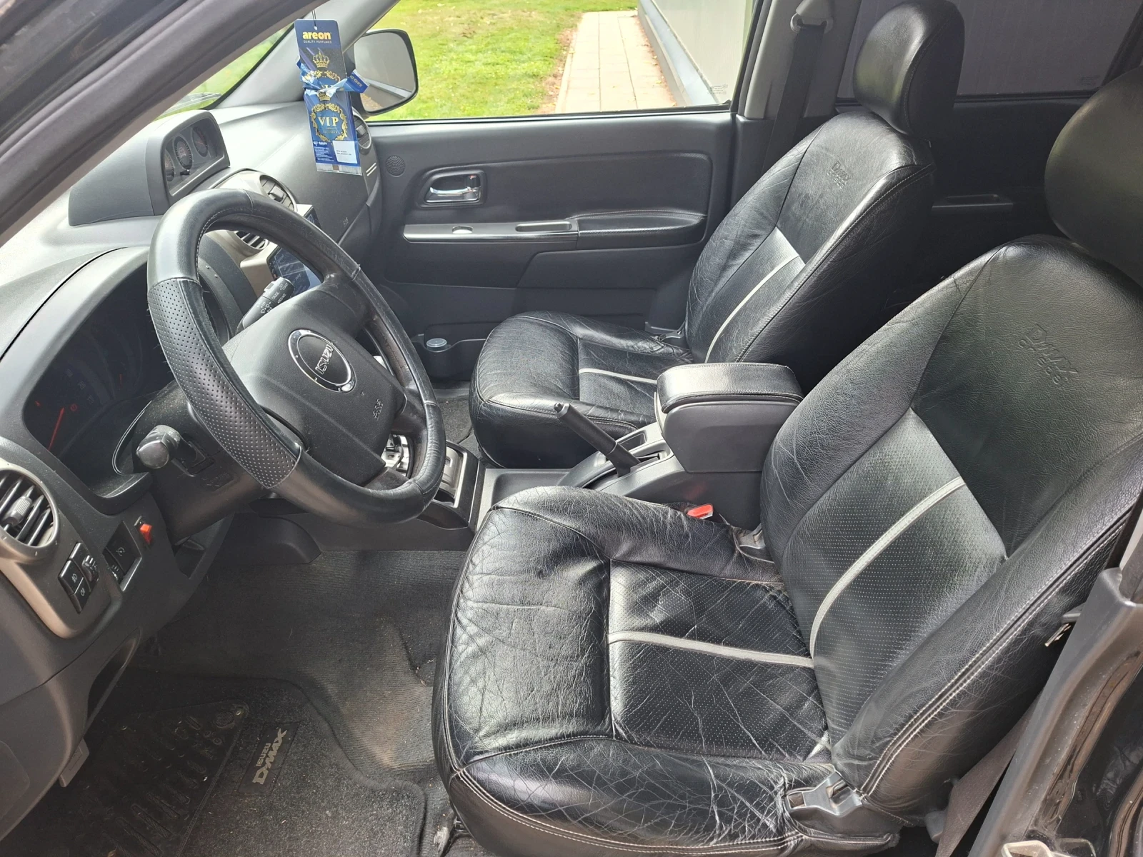 Isuzu D-max, снимка 9 - Автомобили и джипове - 56529398