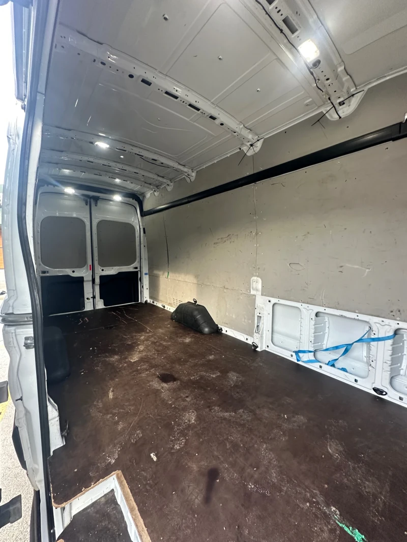 Ford Transit 2.0 Реални км !  Дълга база !, снимка 8 - Бусове и автобуси - 52542811