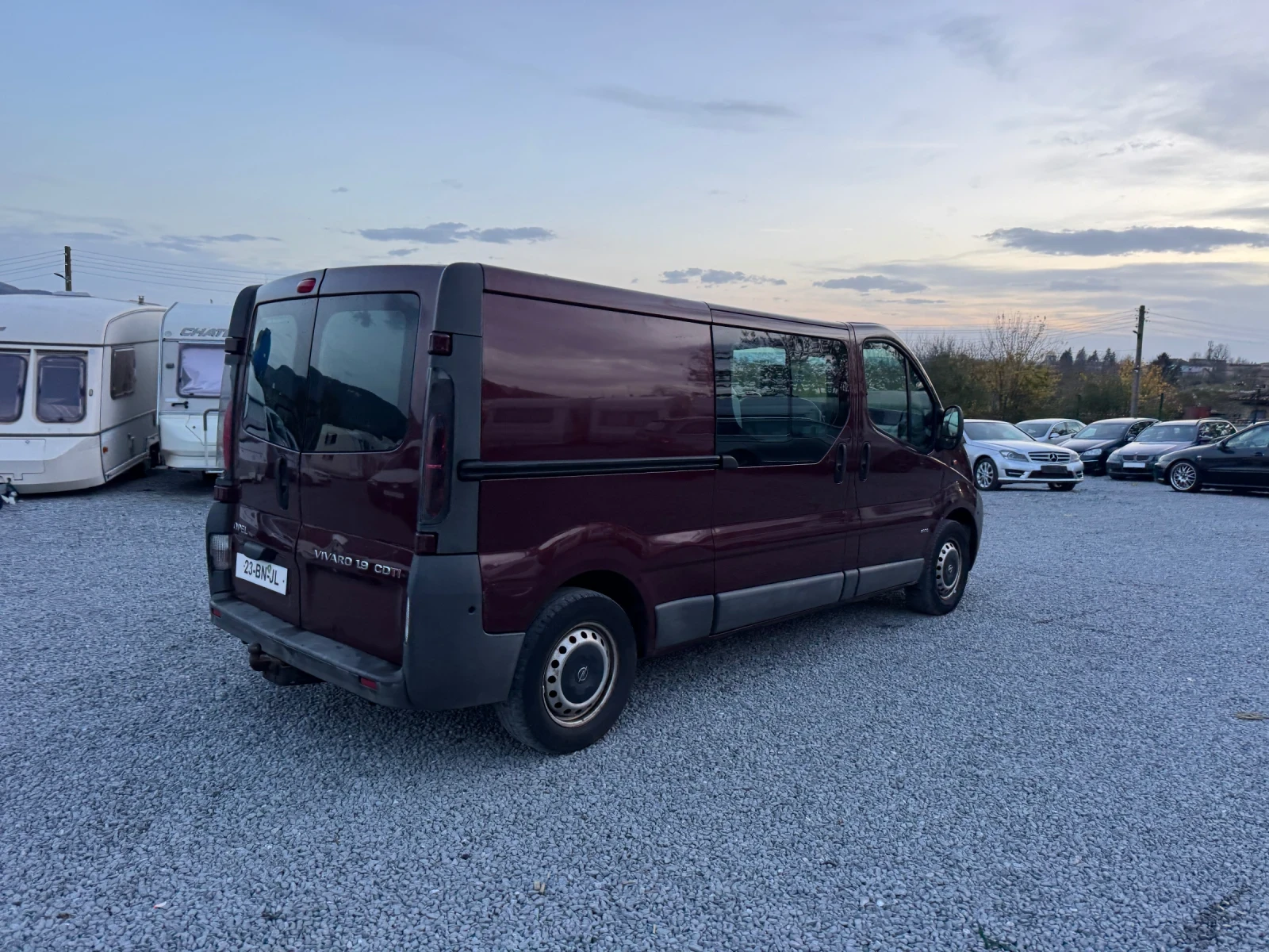 Opel Vivaro 1.9CDTI MAXI 6 места - изображение 5