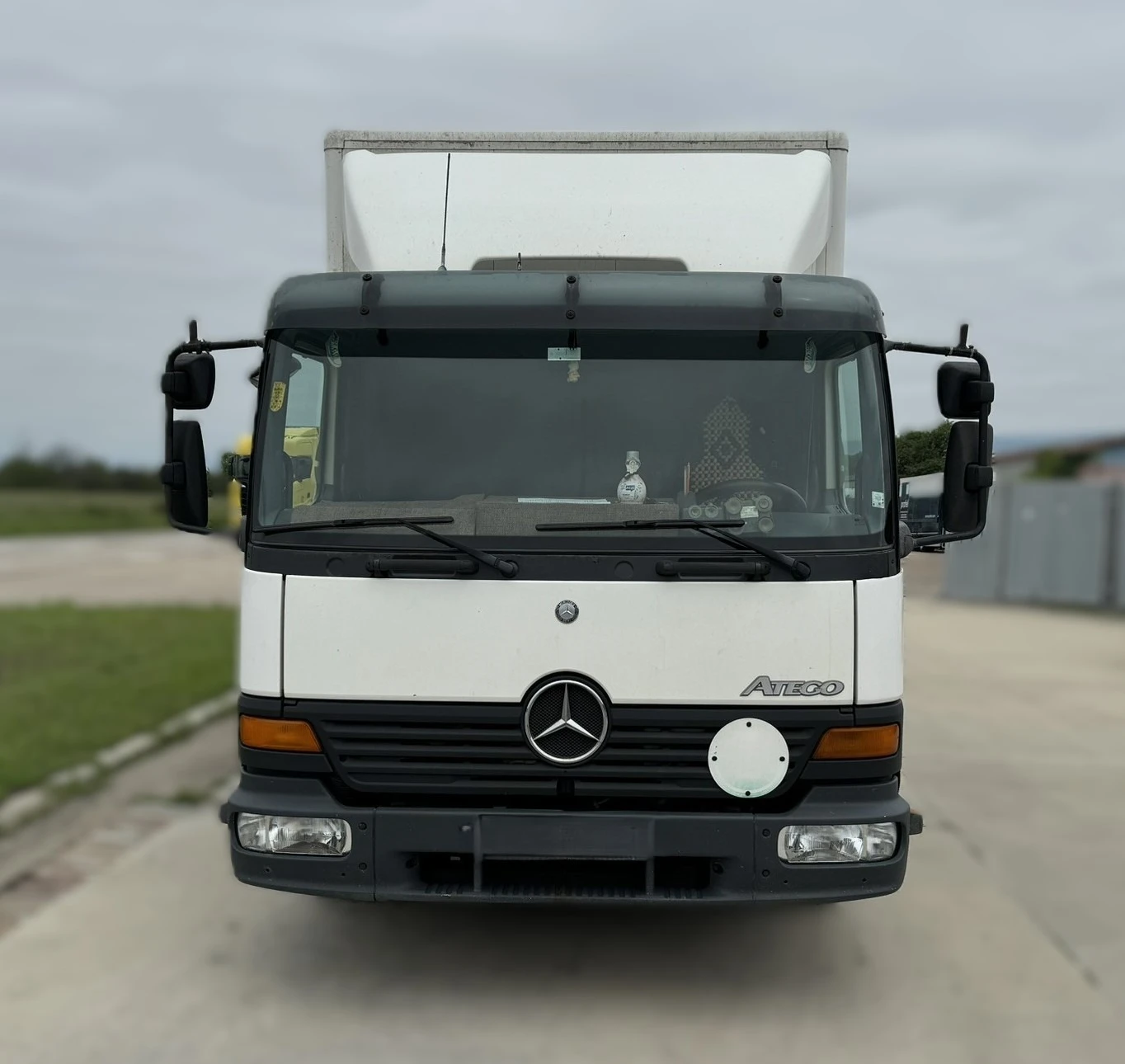 Mercedes-Benz Atego 818 - изображение 8