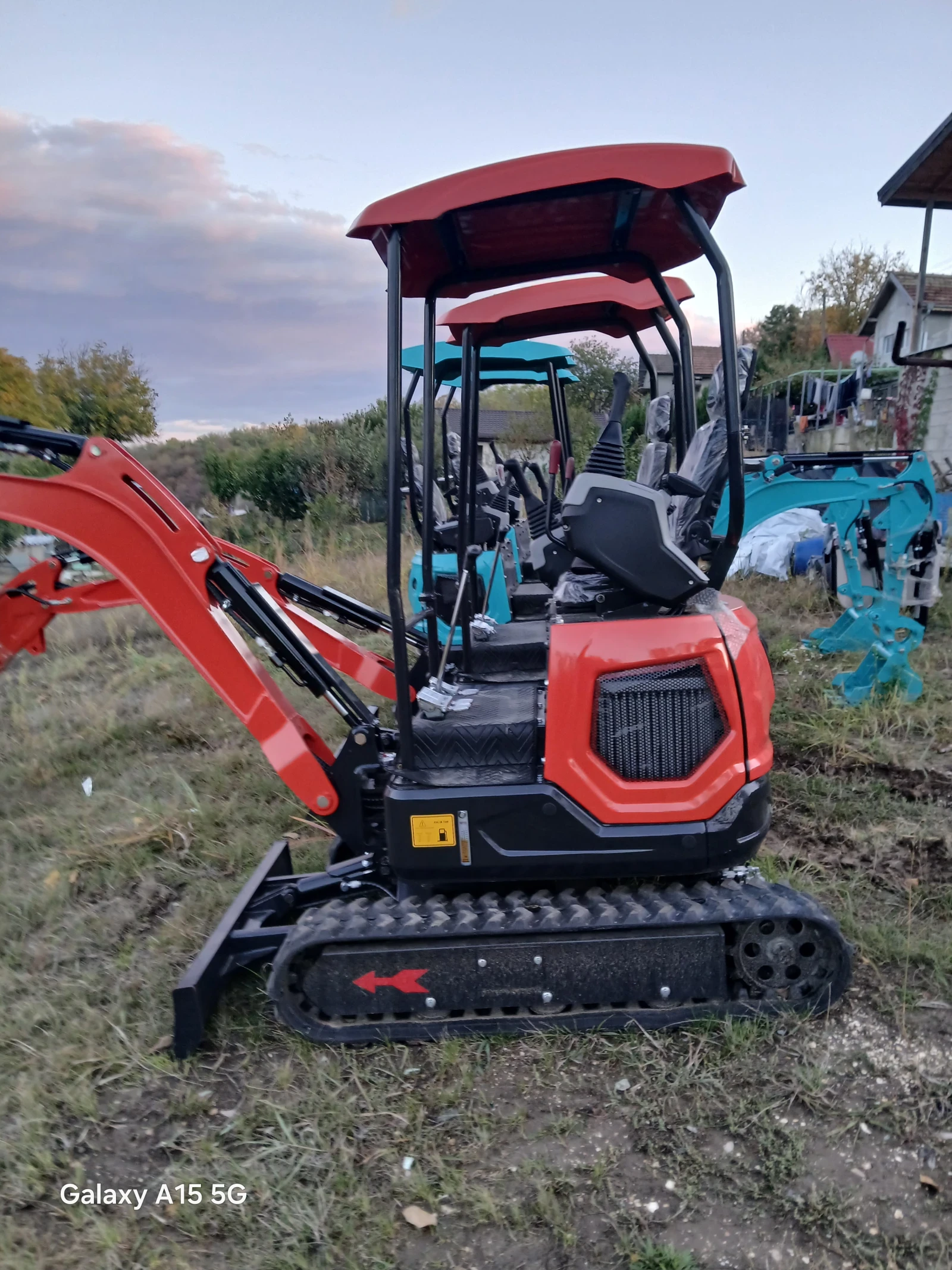 Багер Друга марка NUOMAN E18 PRO, снимка 1