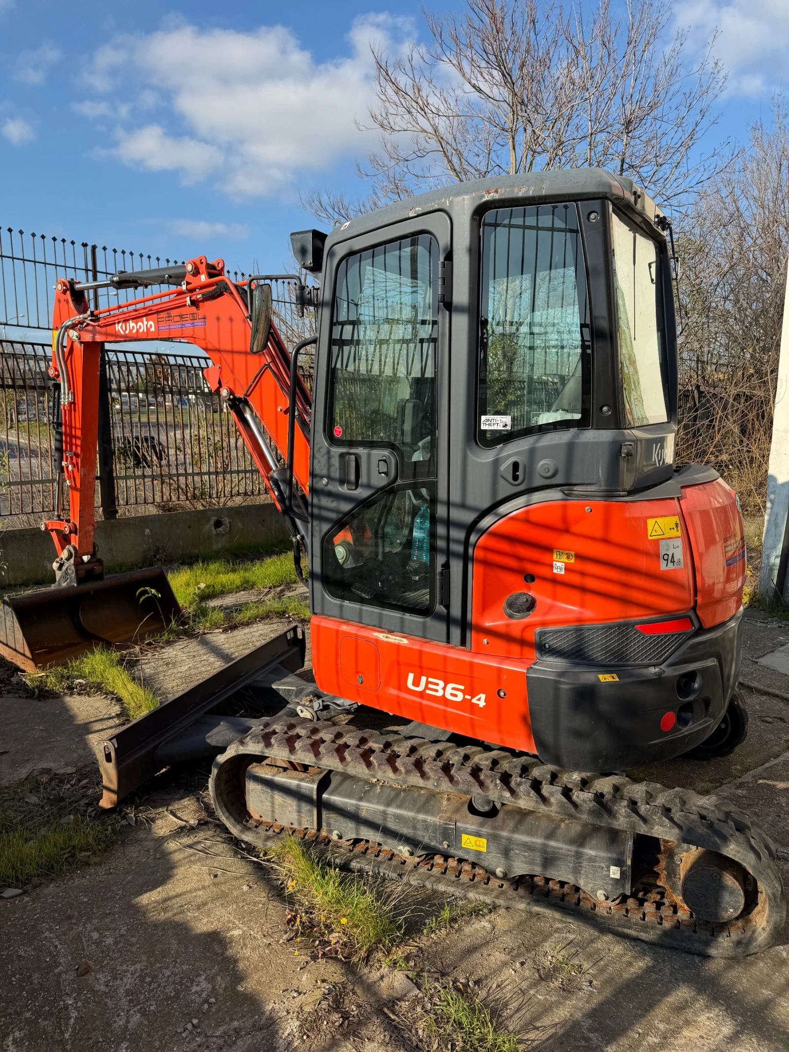 Багер Kubota U36, снимка 1