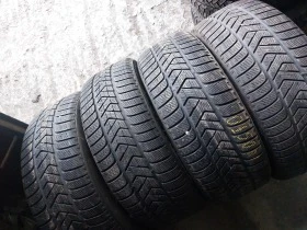 Гуми Зимни 235/50R19, снимка 3