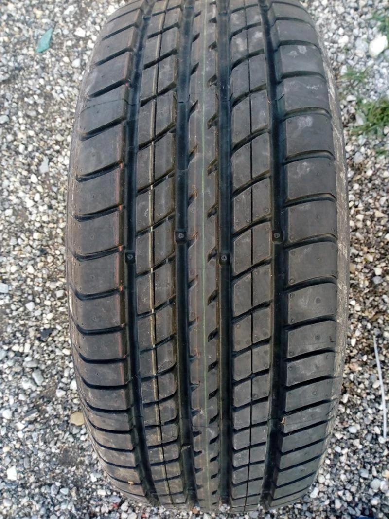 Гуми Летни 205/55R16, снимка 1 - Гуми и джанти - 32576019