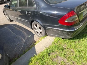 Mercedes-Benz E 220, снимка 5