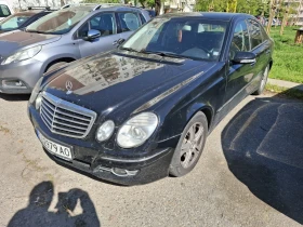 Mercedes-Benz E 220, снимка 3