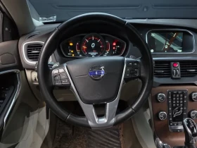 Volvo V40, снимка 13