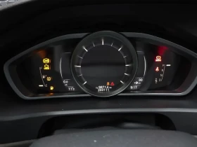 Volvo V40, снимка 8