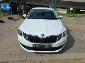Skoda Octavia 1.6 перфектна, снимка 1
