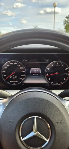 Mercedes-Benz E 220 AMG, 4MATIC, 9 G, HEAD-UP, BURMESTER, SWAROVSKI, снимка 6