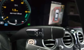 Mercedes-Benz E 250  AMG Line * Обдухване * Head Up * 360 Камера * , снимка 9