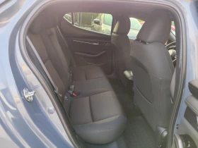 Mazda 3 2.0i* БЕНЗИН-HYB* EXCLUSIVE* SKYACTIVE* LED* NAVI* - 13500 € / 26403.70 лв. - 90610229 12