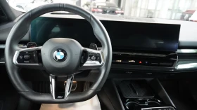 BMW 540 d xDrive/MSport/INDIVIDUAL/ICONIC GLOW/HEAD UP/360 | Auto.bg — изображение 11