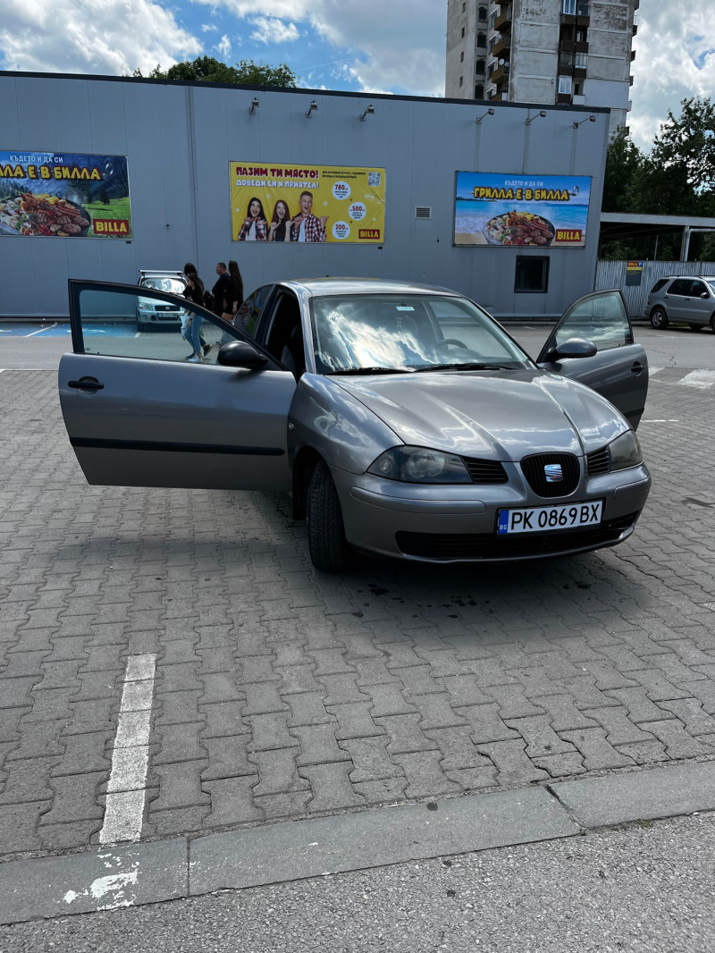 Seat Ibiza, снимка 5 - Автомобили и джипове - 46009308