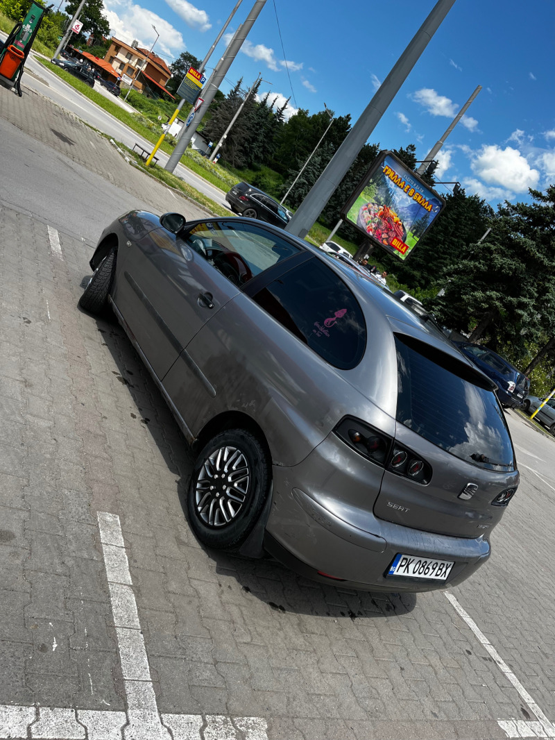 Seat Ibiza, снимка 3 - Автомобили и джипове - 46009308