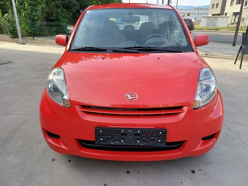 Daihatsu Sirion 1.3бензин 4х4  мотор с верига Тойота, снимка 8 - Автомобили и джипове - 46384911