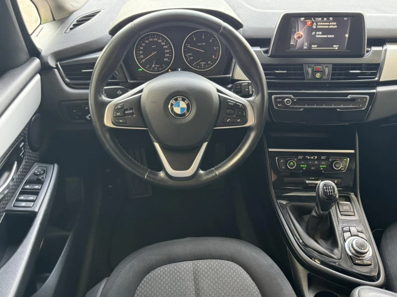 BMW 2 Gran Tourer, снимка 8 - Автомобили и джипове - 47471039