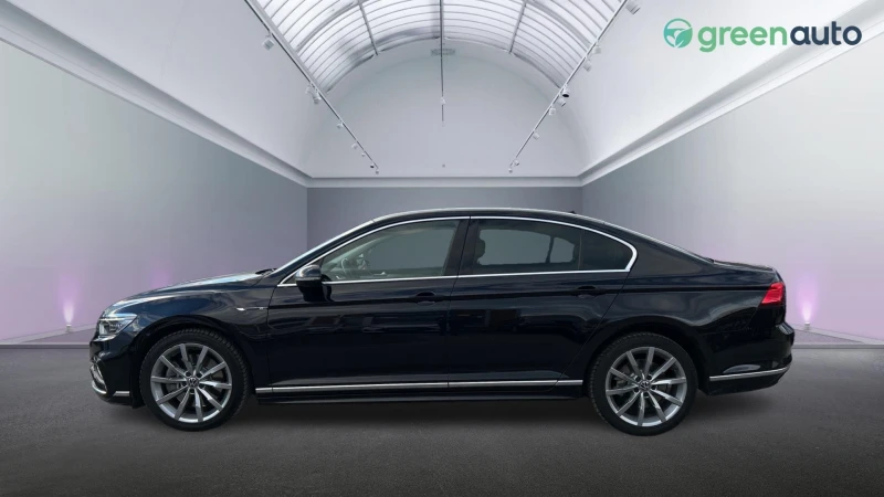 VW Passat 2. 0 TDi SCR R-Line 4Motion DSG , Месечна вноска о, снимка 3 - Автомобили и джипове - 48682641