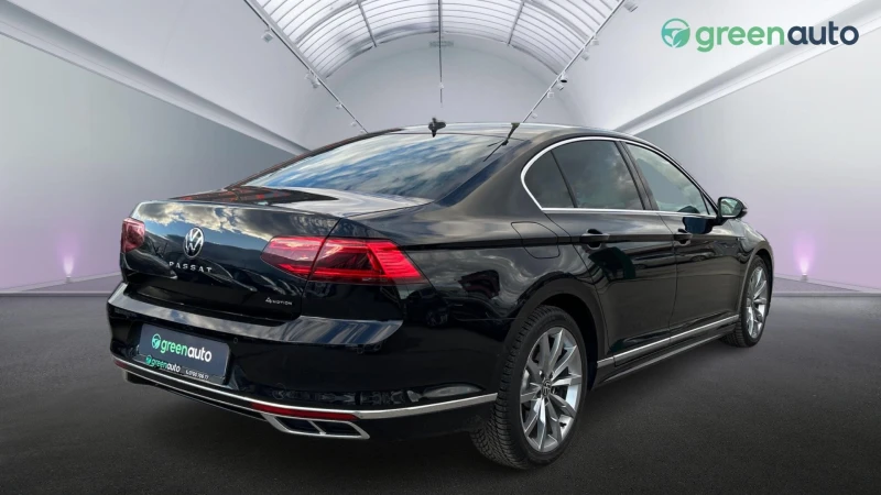 VW Passat 2. 0 TDi SCR R-Line 4Motion DSG , Месечна вноска о, снимка 7 - Автомобили и джипове - 48682641