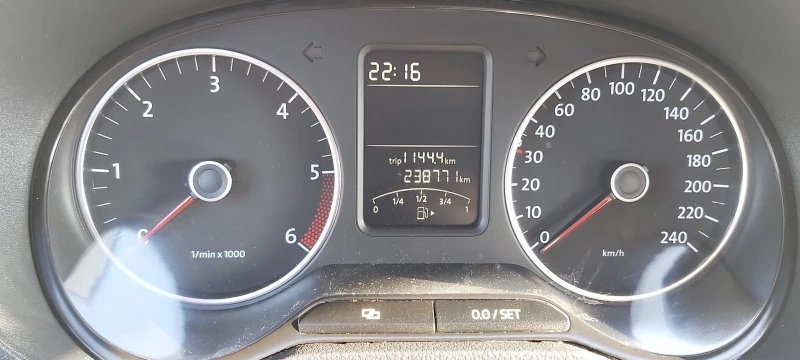 VW Polo 1.2 TDI, снимка 9 - Автомобили и джипове - 49472236