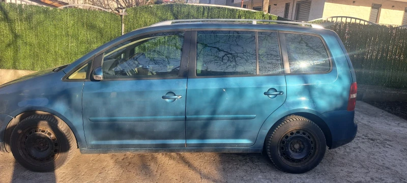 VW Touran Tauran, снимка 2 - Автомобили и джипове - 52665121