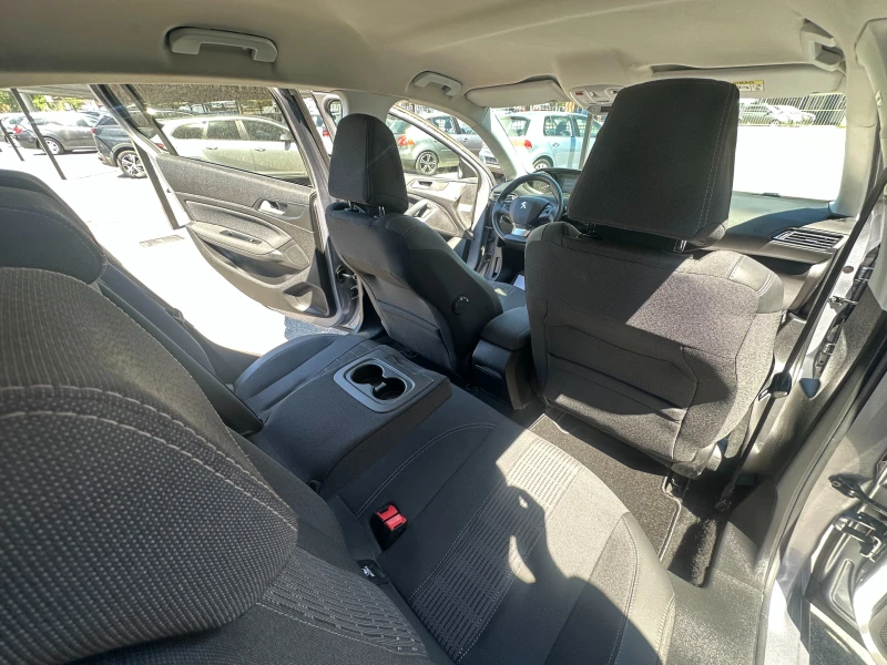 Peugeot 308 1.2I НОВ ВНОС, снимка 12 - Автомобили и джипове - 51315902