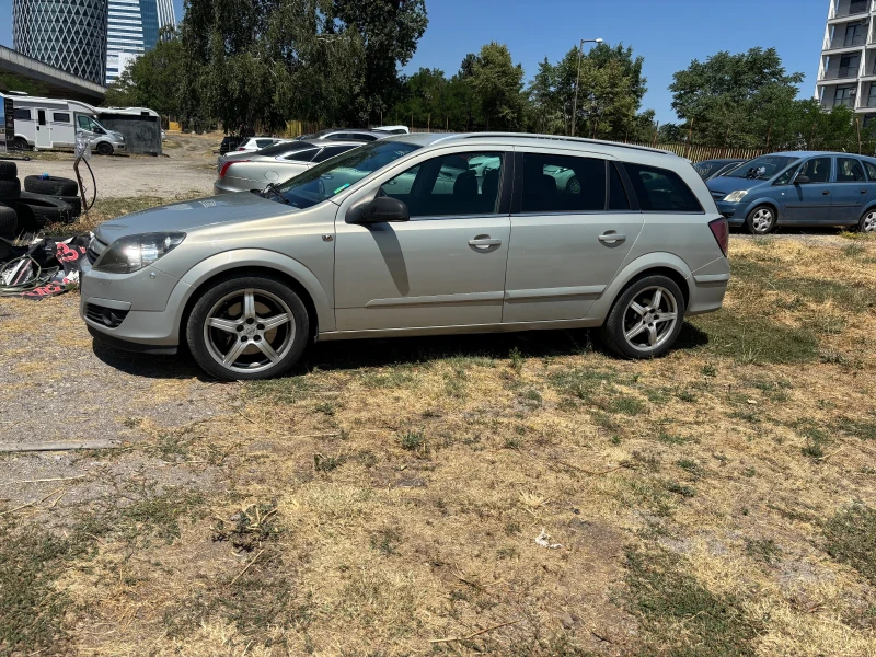 Opel Astra DTJ, снимка 2 - Автомобили и джипове - 51988682