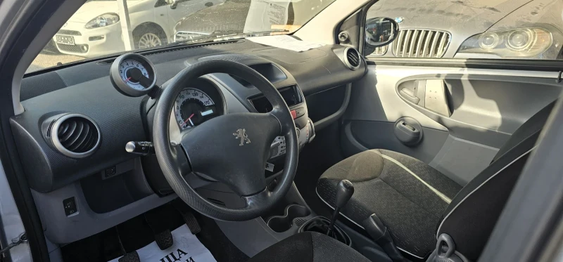 Peugeot 107 72000км 1.0i euro5B климатик, снимка 11 - Автомобили и джипове - 52097402