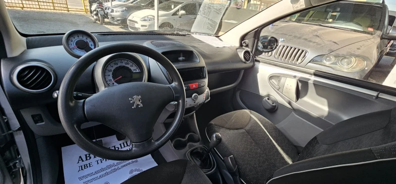 Peugeot 107 72000км 1.0i euro5B климатик, снимка 9 - Автомобили и джипове - 52097402